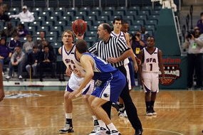 九游网页版官网入口-快节奏战术对核心球员负荷的影响，快节奏进攻